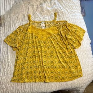 Plus size cold shoulder blouse